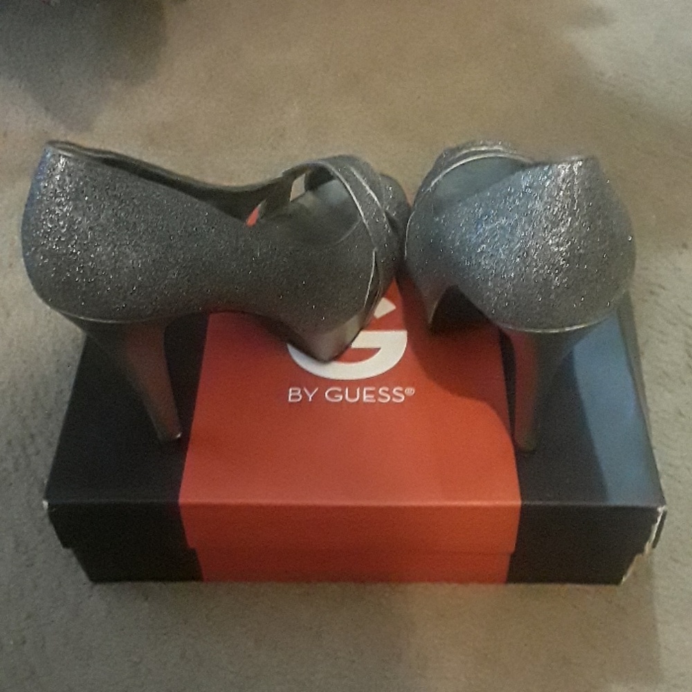 Guess High Heels - Picture 3 of 3